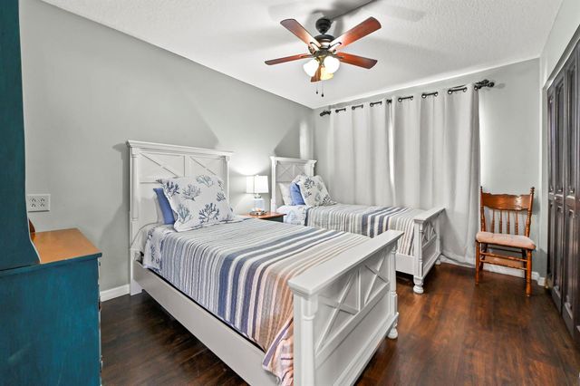 308 Golfview Road 101, North Palm Beach, FL 33408