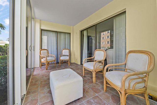 308 Golfview Road 101, North Palm Beach, FL 33408