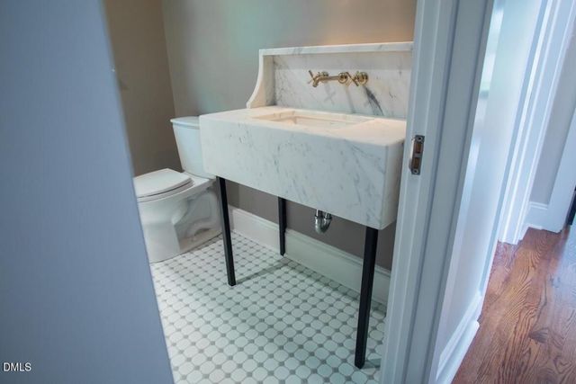 2018 Englewood Avenue, Durham, NC 27705