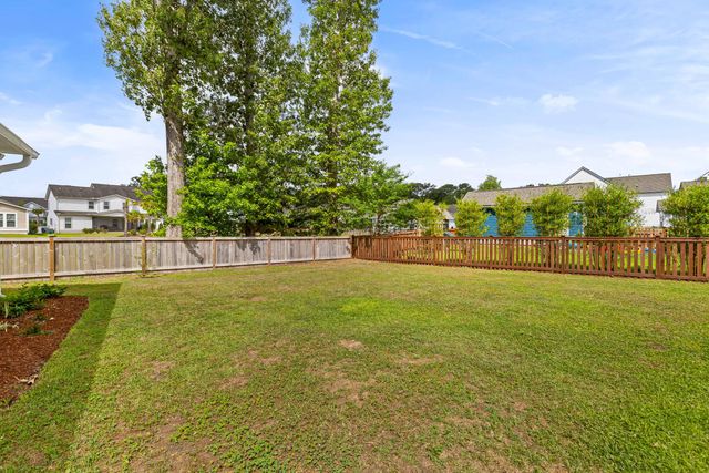 2073 Kemmerlin Street, Johns Island, SC 29455