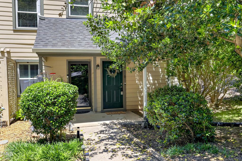 112 Broad Leaf Circle, Raleigh, NC 27613