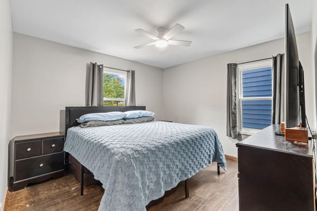 4258 Islemount Place, Robbinsdale, MN 55422