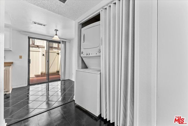 558 Evergreen Street 18, Inglewood, CA 90302