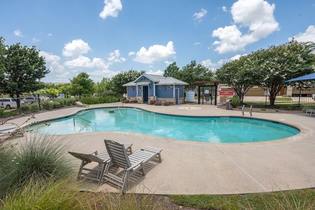 1620 Bryant DR 103, Round Rock, TX 78664