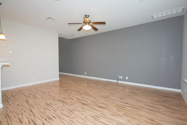 1620 Bryant DR 103, Round Rock, TX 78664