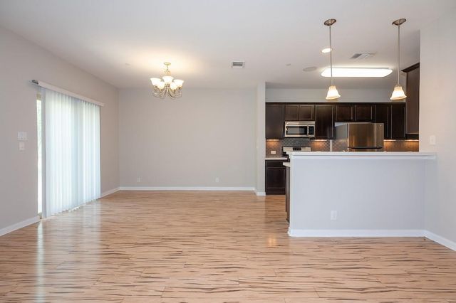 1620 Bryant DR 103, Round Rock, TX 78664