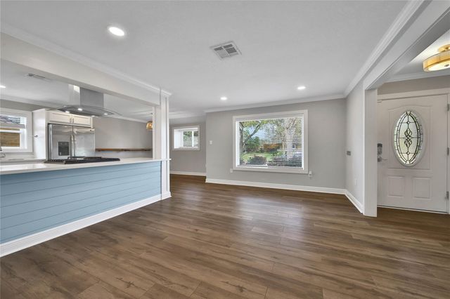 4303 Marlborough Drive, Houston, TX 77092