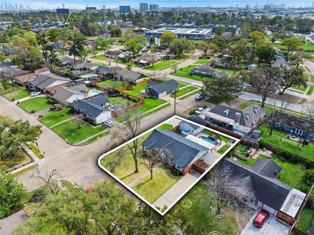 4303 Marlborough Drive, Houston, TX 77092