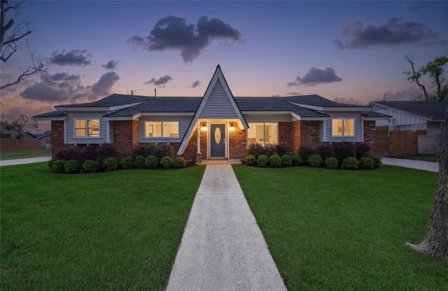 4303 Marlborough Drive, Houston, TX 77092