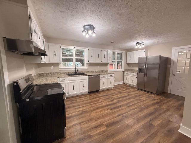 131 Monday Lane, Berea, KY 40403