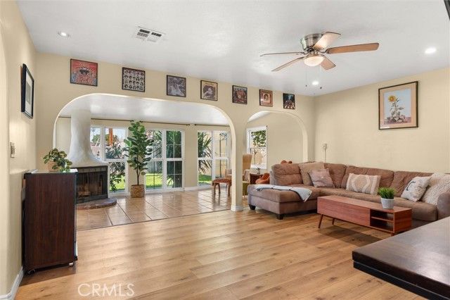 3623 Arlington Ave, Riverside, CA 92506