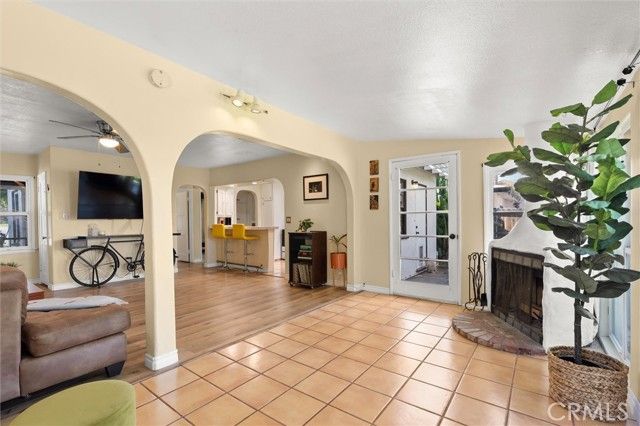 3623 Arlington Ave, Riverside, CA 92506