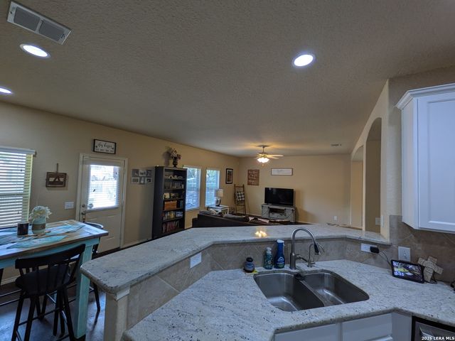 10515 Royal Estate, San Antonio, TX 78245