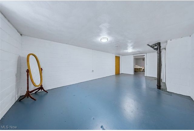 4876 Monticello Boulevard, Richmond Heights, OH 44143