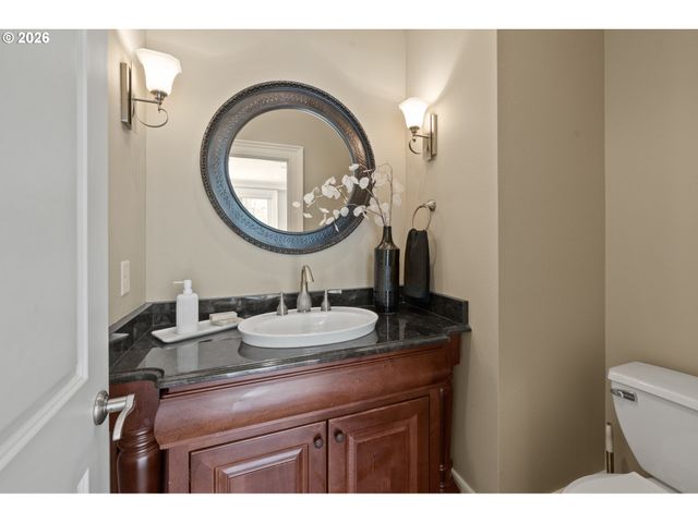 13056 KNAUS Rd, Lake Oswego, OR 97034