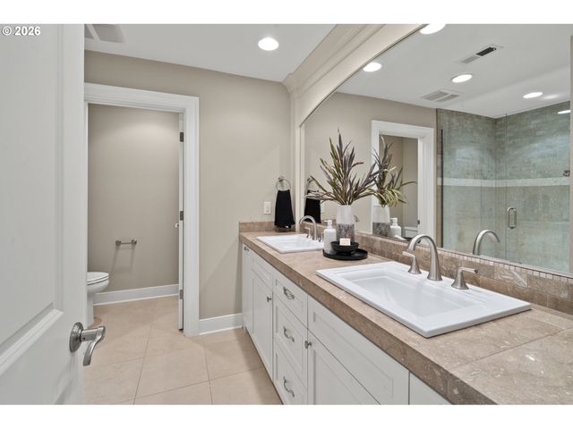 13056 KNAUS Rd, Lake Oswego, OR 97034