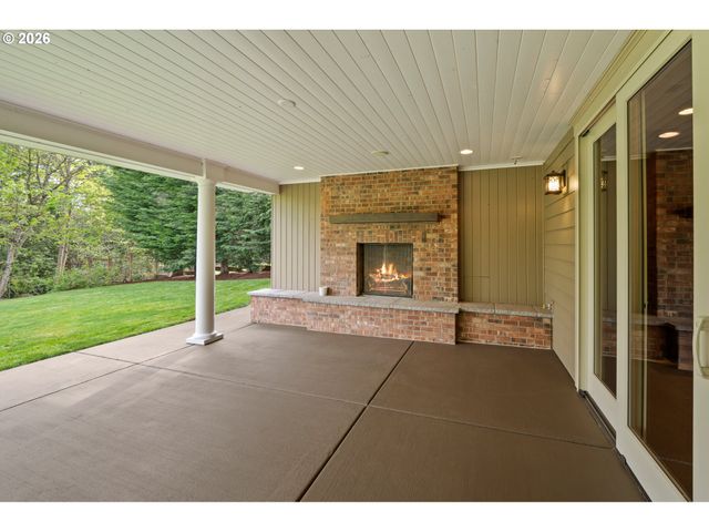 13056 KNAUS Rd, Lake Oswego, OR 97034