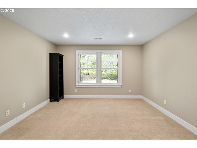 13056 KNAUS Rd, Lake Oswego, OR 97034