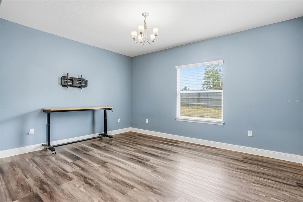 Image 11 of property listing at 11174 MARVELWOOD ROAD, Weeki Wachee, FL 34614