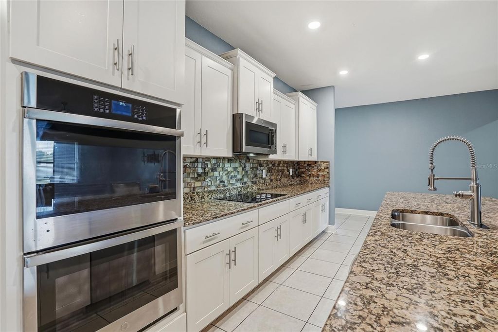 Image 17 of property listing at 11174 MARVELWOOD ROAD, Weeki Wachee, FL 34614