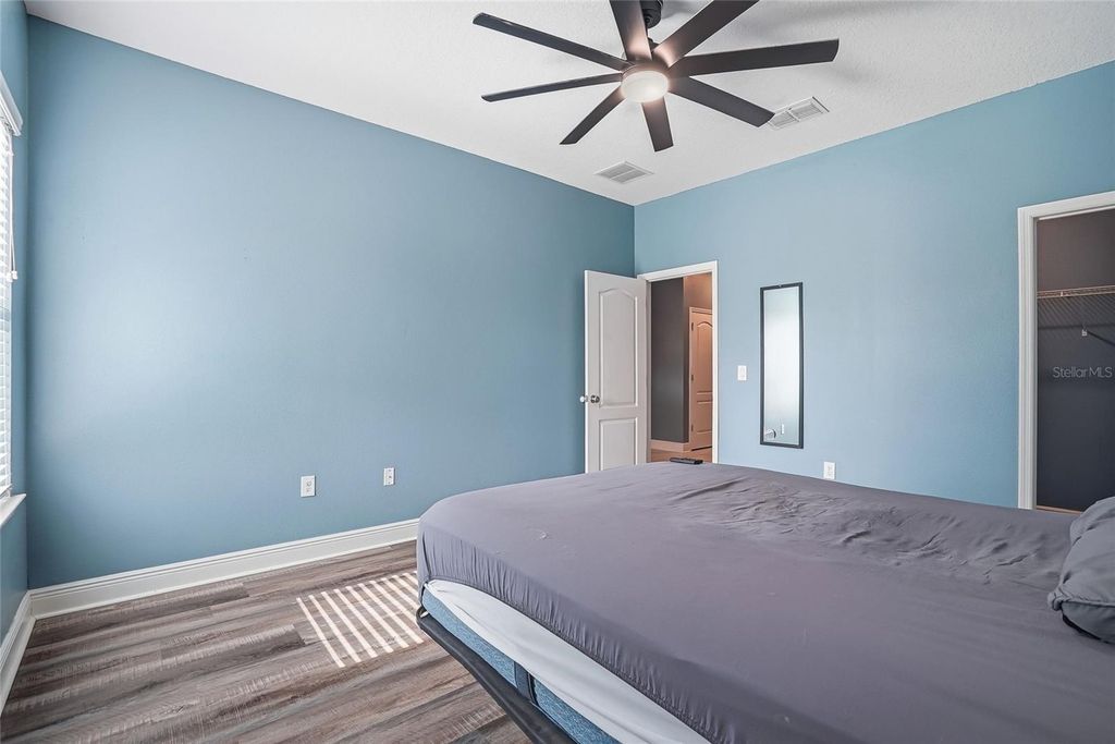 Image 32 of property listing at 11174 MARVELWOOD ROAD, Weeki Wachee, FL 34614