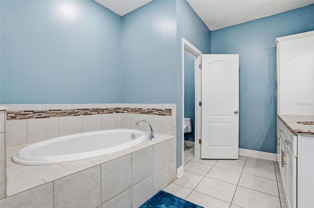 Image 45 of property listing at 11174 MARVELWOOD ROAD, Weeki Wachee, FL 34614