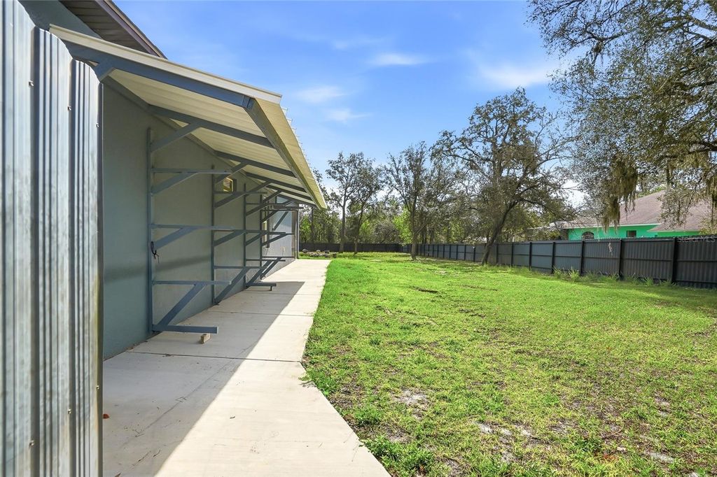 Image 50 of property listing at 11174 MARVELWOOD ROAD, Weeki Wachee, FL 34614