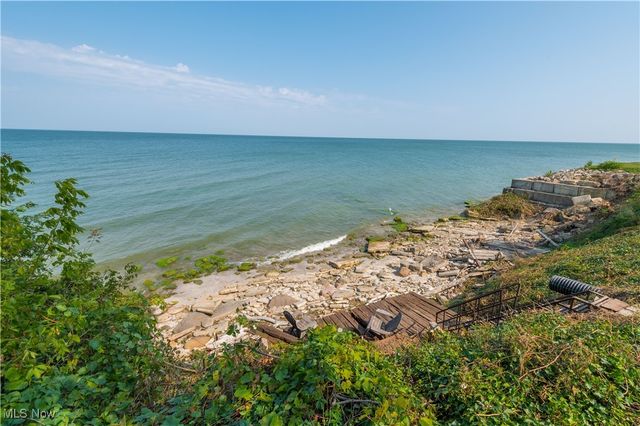 4502 Edgewater Drive, Sheffield Lake, OH 44054