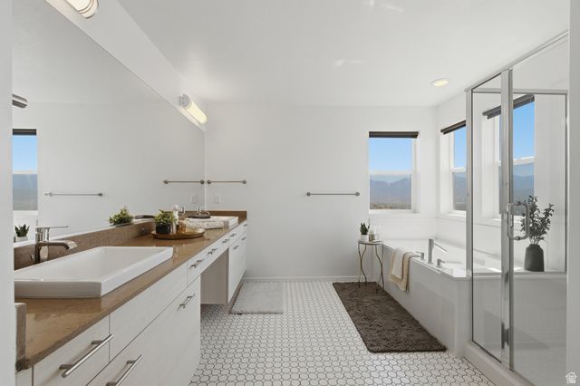 5039 AMBERMONT DR, Herriman, UT 84096