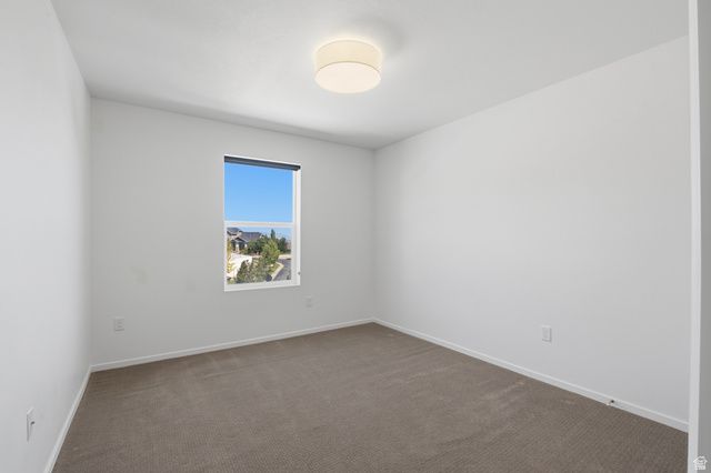 5039 AMBERMONT DR, Herriman, UT 84096