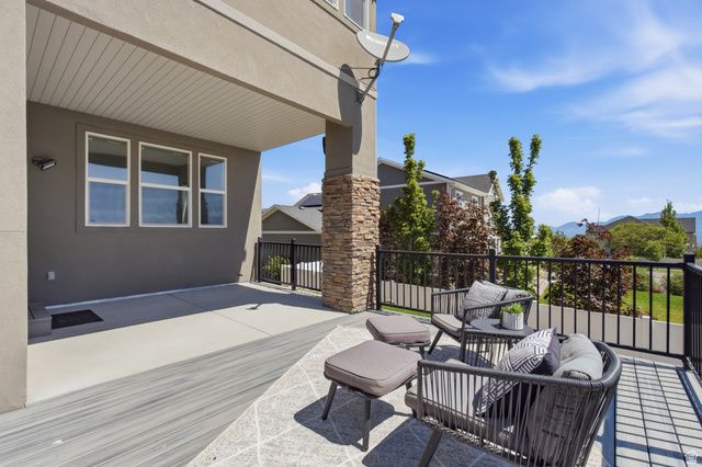 5039 AMBERMONT DR, Herriman, UT 84096