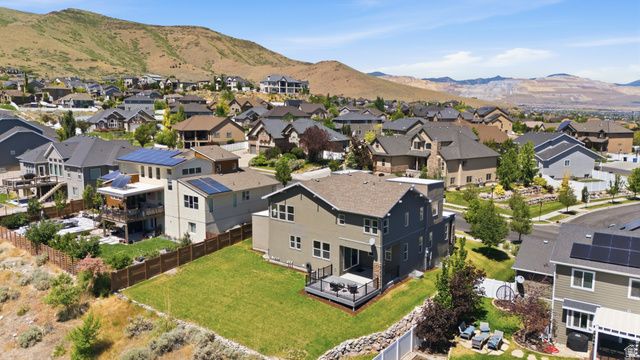5039 AMBERMONT DR, Herriman, UT 84096