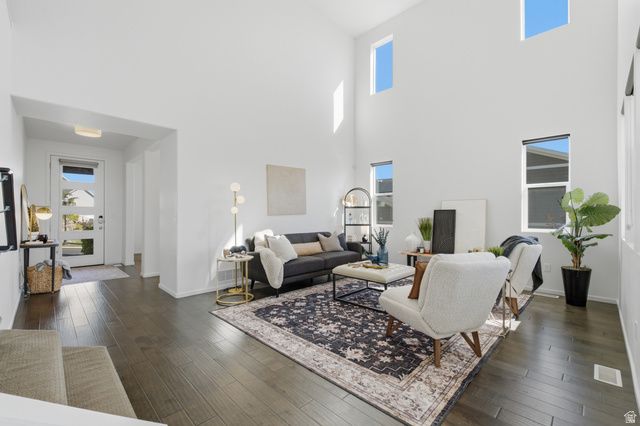 5039 AMBERMONT DR, Herriman, UT 84096