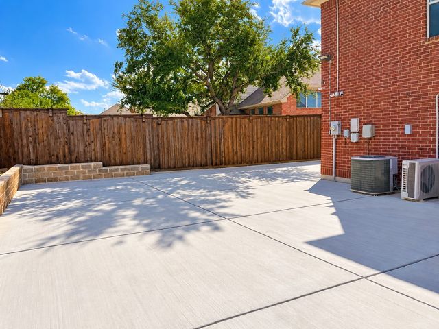 3832 Leon Drive, Carrollton, TX 75010