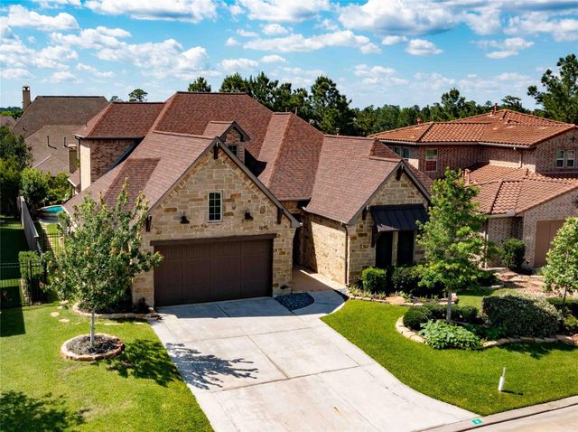 6 Canopy Green Drive, Tomball, TX 77375