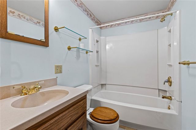 166 Wood Road, Greece, NY 14626