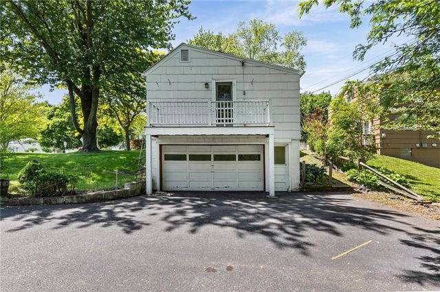 166 Wood Road, Greece, NY 14626