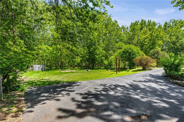 166 Wood Road, Greece, NY 14626
