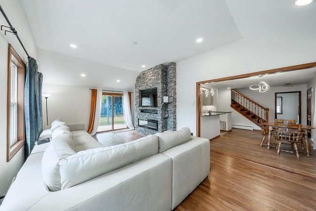 44 Sherwood Meadows, Pembroke, NH 03275