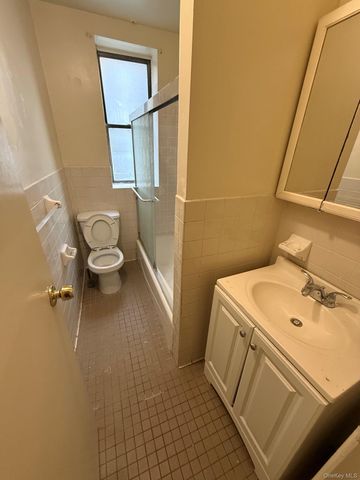 2116 Honeywell Avenue 5, Bronx, NY 10460