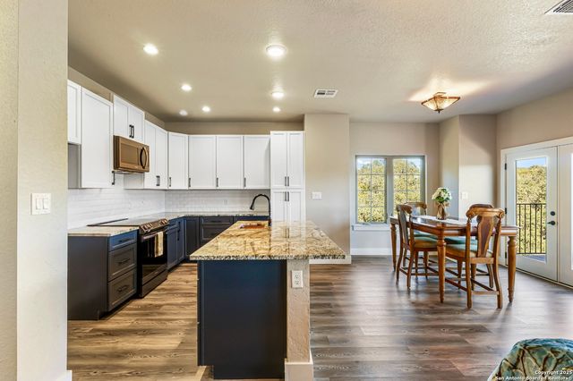 1216 Canyon Lake, Canyon Lake, TX 78133