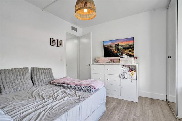 2801 NE 183rd Street 101W, Aventura, FL 33160