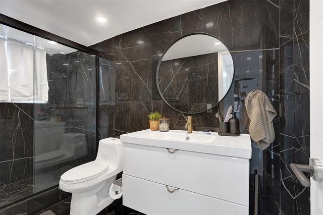 2801 NE 183rd Street 101W, Aventura, FL 33160