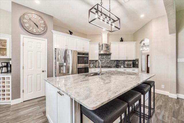 18716 Alnwick Castle DR, Pflugerville, TX 78660