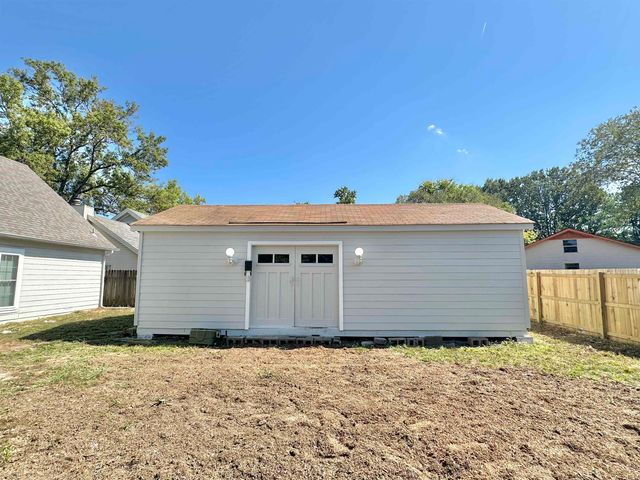 6043 TALL WILLOW DR, Memphis, TN 38141