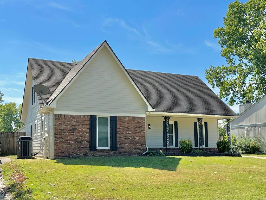 6043 TALL WILLOW DR, Memphis, TN 38141