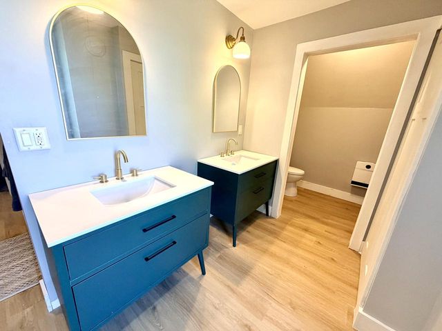300 W Chestnut STREET, Burlington, WI 53105