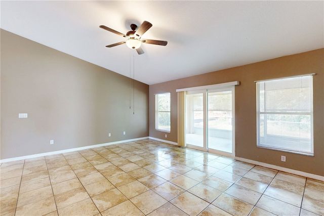 8465 101st Avenue, Vero Beach, FL 32967