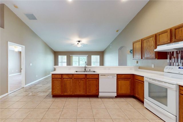 8465 101st Avenue, Vero Beach, FL 32967