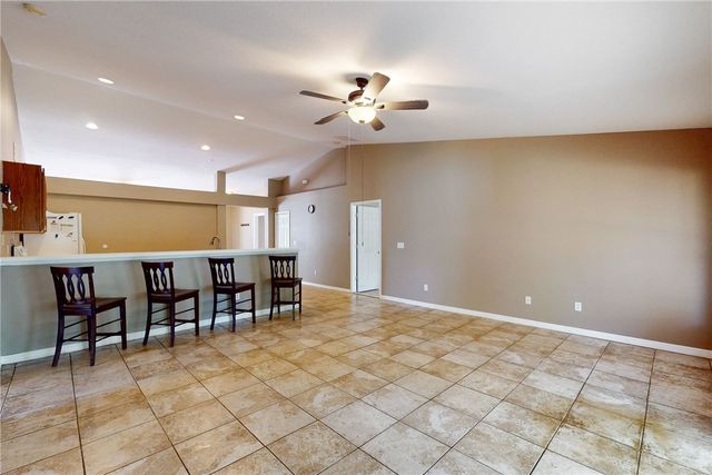 8465 101st Avenue, Vero Beach, FL 32967